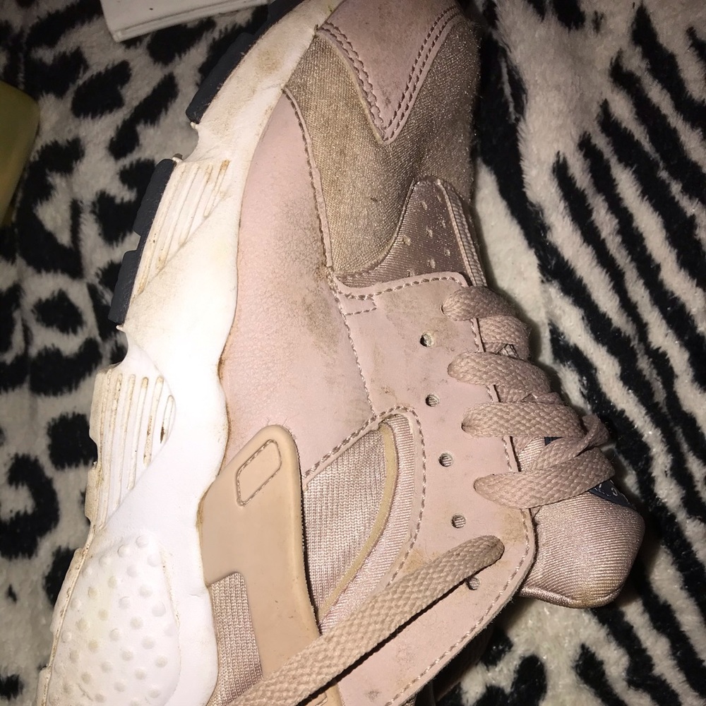 huaraches .